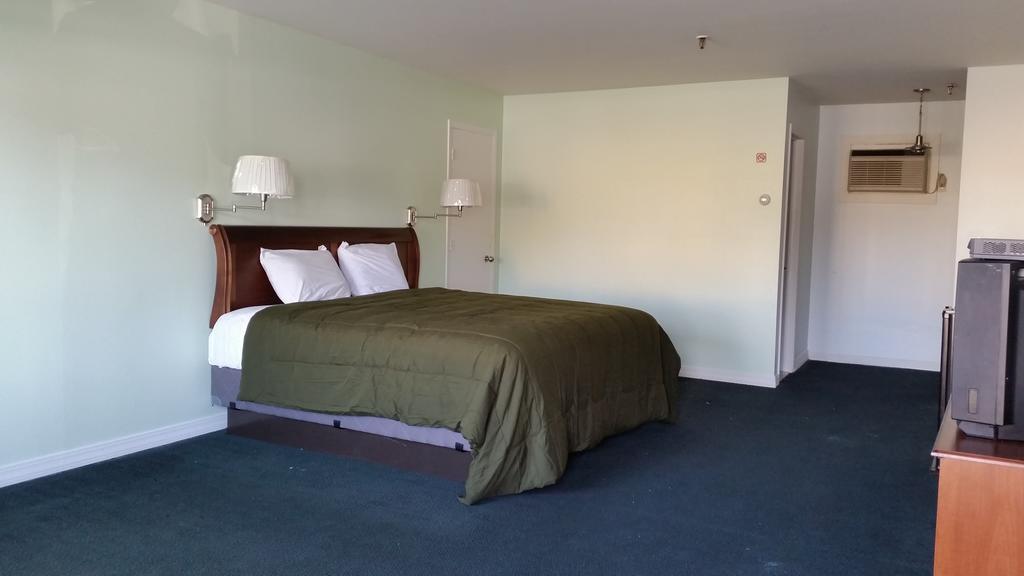 Budget Motor Inn- Stony Point المظهر الخارجي الصورة